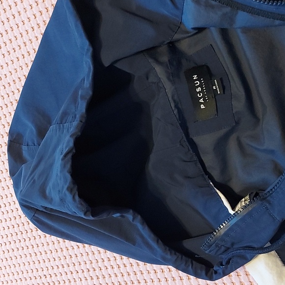 Men's pullover - Picture 9 of 17